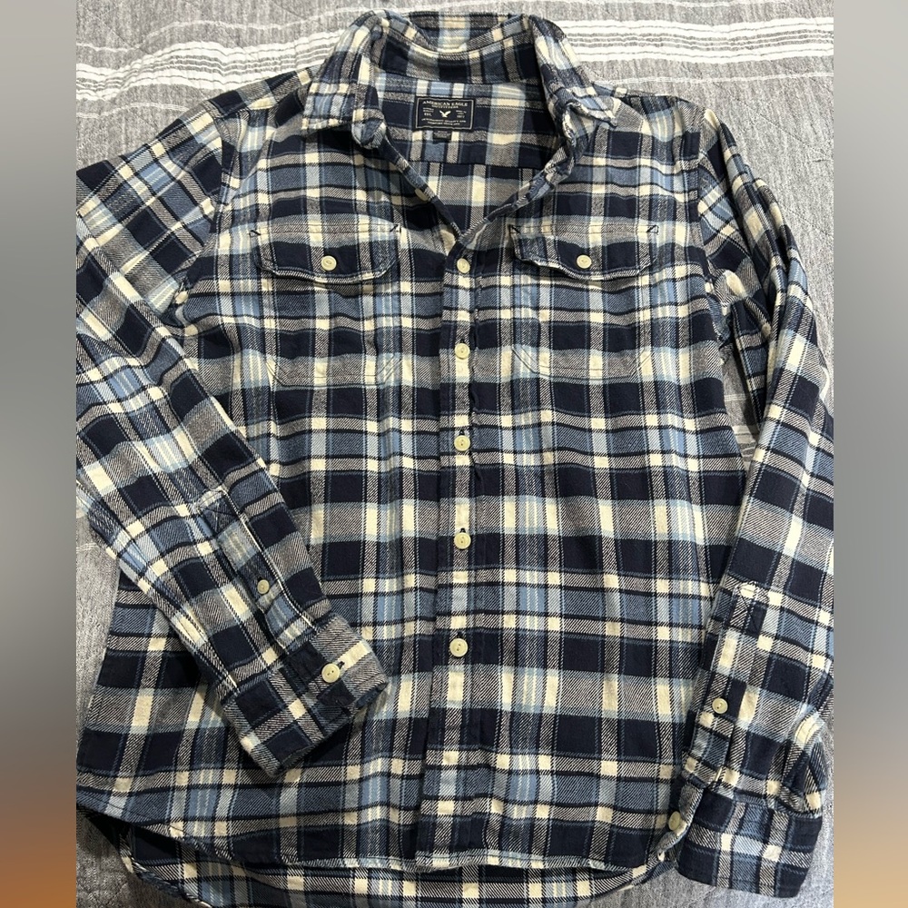 American Eagle Outfitters Blue and Cream Casual Button Down Shirt